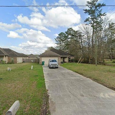 33660 Duff Rd, Walker, LA 70785