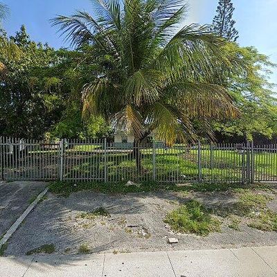 3717 Nw 22 Nd Ave, Miami, FL 33142