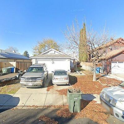 841 Turquoise St, Vacaville, CA 95687