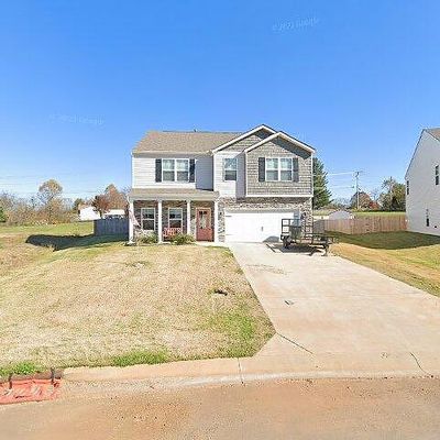 6950 Wildlife Cir, Piney Flats, TN 37686