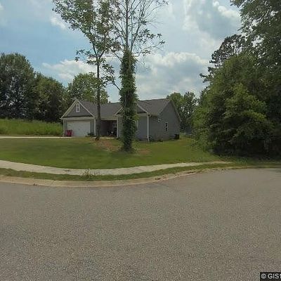 73 Glenview Ln, Commerce, GA 30529