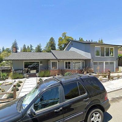 1 Crest Rd, Piedmont, CA 94611