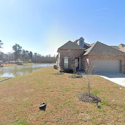 10428 Belle Isle Ln, Denham Springs, LA 70726