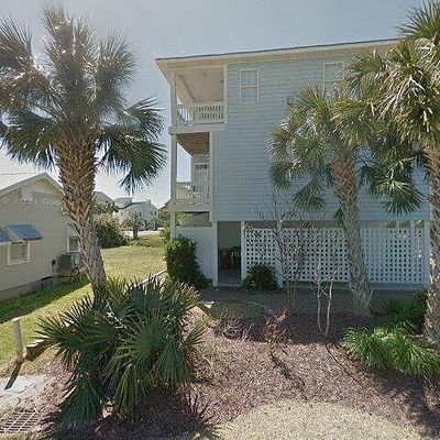 105 Dow Ave, Kure Beach, NC 28449