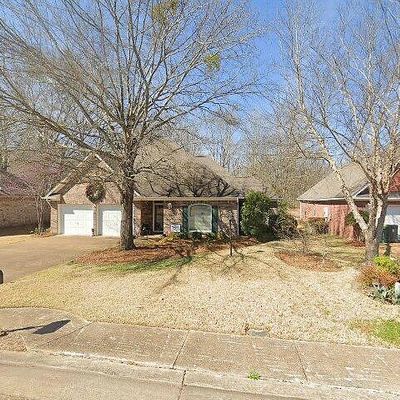 126 Navajo Cir, Clinton, MS 39056