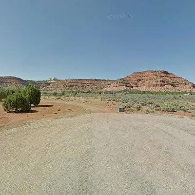 1050 S Canyon Ave, Kanab, UT 84741