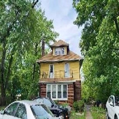 1084 Queen Anne Rd, Teaneck, NJ 07666