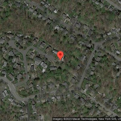 15 Mountain Lakes Rd, Oakland, NJ 07436