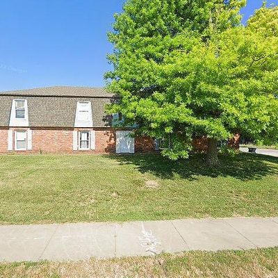 1600 S Country Club Dr, Jefferson City, MO 65109