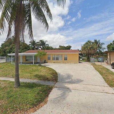 1643 44 Th St, West Palm Beach, FL 33407