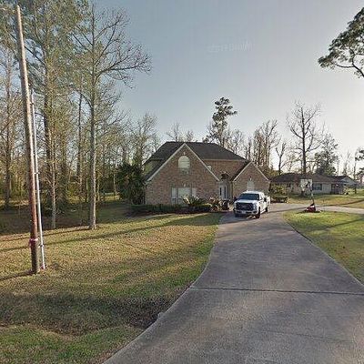 210 Loch Lomond Rd, Bridge City, TX 77611