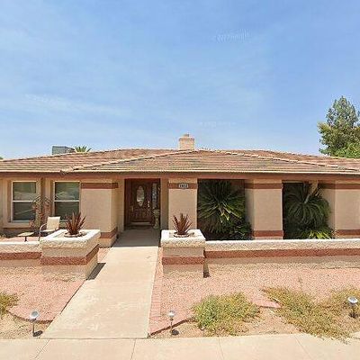 1914 W Nopal Cir, Mesa, AZ 85202