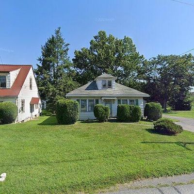 2863 Lincoln Hwy E, Ronks, PA 17572