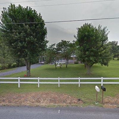 231 Howardsville Tpke, Stuarts Draft, VA 24477