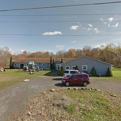 38 Old Mercer Rd, Volant, PA 16156