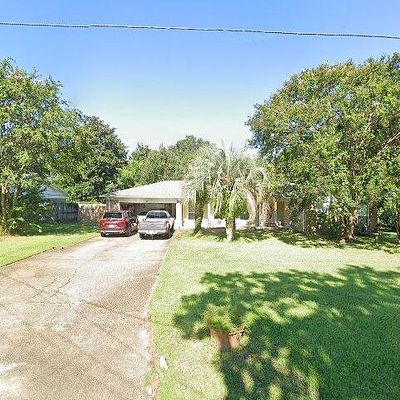 309 Dolphin St, Gulf Breeze, FL 32561