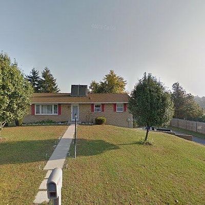 48 Jameslee Dr, Chambersburg, PA 17202