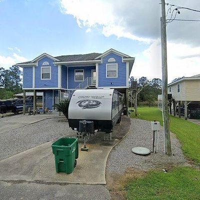 5117 Kament St, Bay Saint Louis, MS 39520