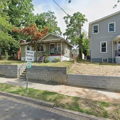 4233 Clay St Ne, Washington, DC 20019