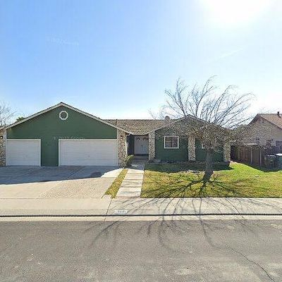 624 Hacienda Ave, Manteca, CA 95336