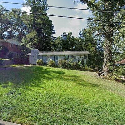 655 Oakdale Dr, Forest Park, GA 30297