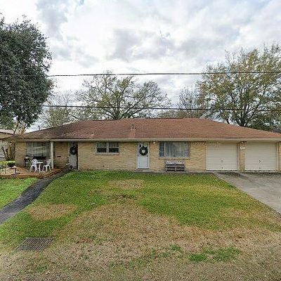 865 Clayton Dr, Norco, LA 70079