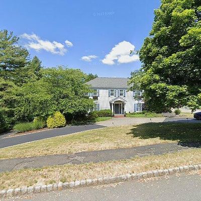 9 Chadwick Rd, Livingston, NJ 07039