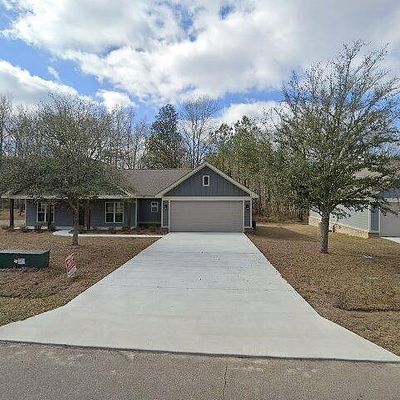 7 The Oaks Dr, Sumrall, MS 39482