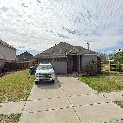 100 Forest Grove Dr, Youngsville, LA 70592