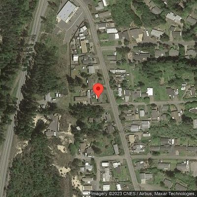 1005 N 8 Th St, Lakeside, OR 97449