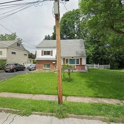 103 W Albemarle Ave, Lansdowne, PA 19050