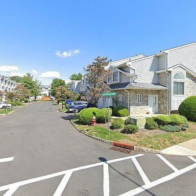 12 Lee Lee Ln, South Amboy, NJ 08879