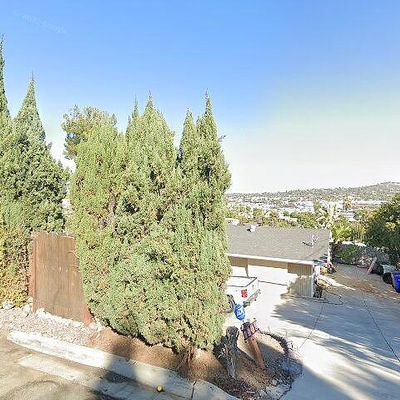 1205 Kyle Ln, Vista, CA 92084