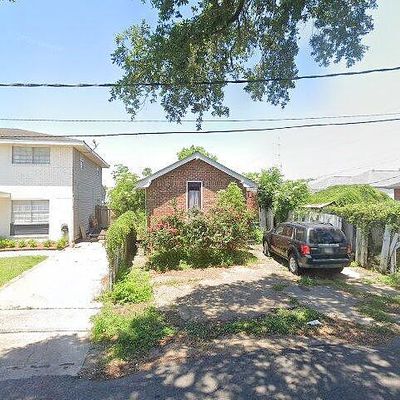 123 Goldsmith St, New Orleans, LA 70121