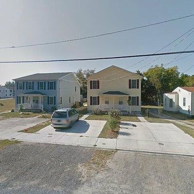 1246 W 6 Th St #A, Laurel, DE 19956