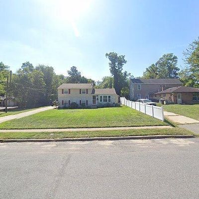 128 E Oak Ave, Lawnside, NJ 08045