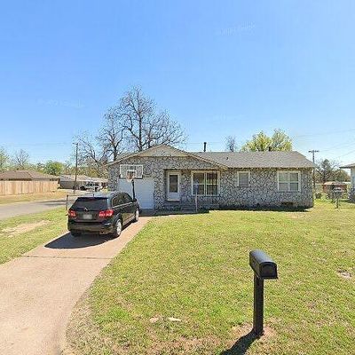 1286 Tim Holt Dr, Harrah, OK 73045