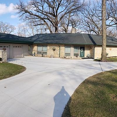 1312 Sinnissippi Park Rd, Sterling, IL 61081