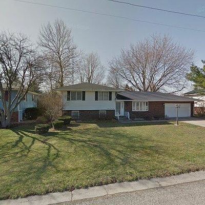 1328 Feldman Dr, Lincoln, IL 62656