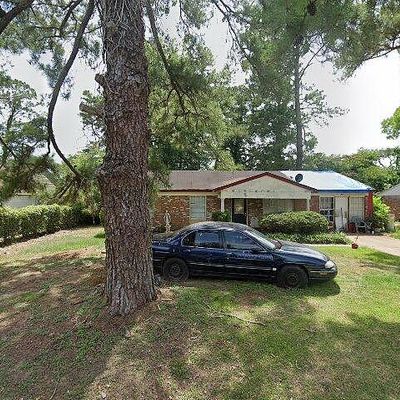 108 Gaile Ave, Natchez, MS 39120