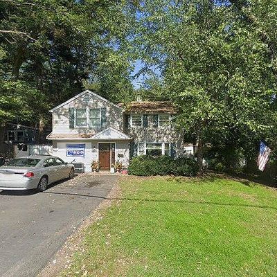 11 Douglas St, Waldwick, NJ 07463