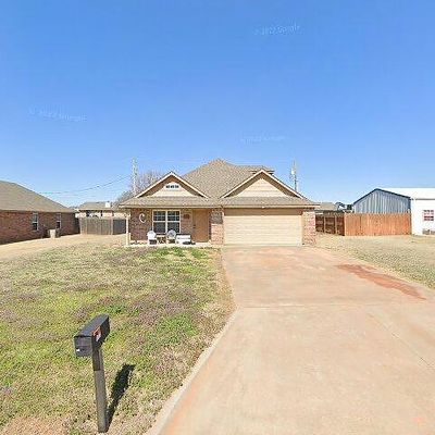 111 Gambel Ln, Elk City, OK 73644