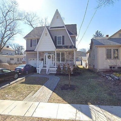 111 Woodbridge Ave, Metuchen, NJ 08840