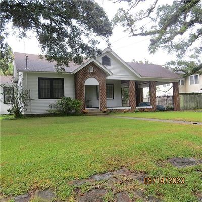 1120 Dauphin St, Mobile, AL 36604