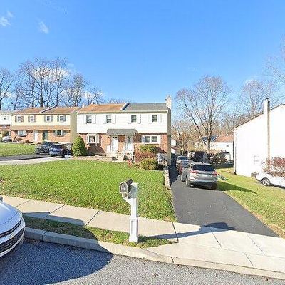 134 Meadowbrook Ln, Brookhaven, PA 19015