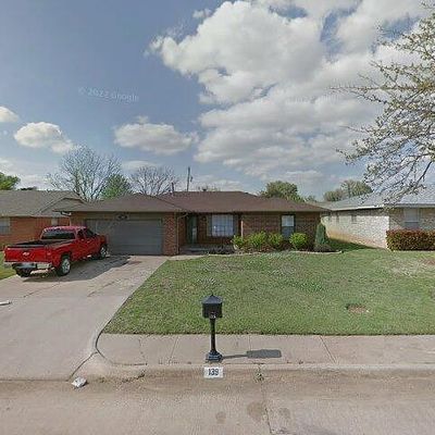 139 Marilyn Ave, Edmond, OK 73013