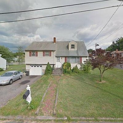 14 Lynn Pl, Little Falls, NJ 07424