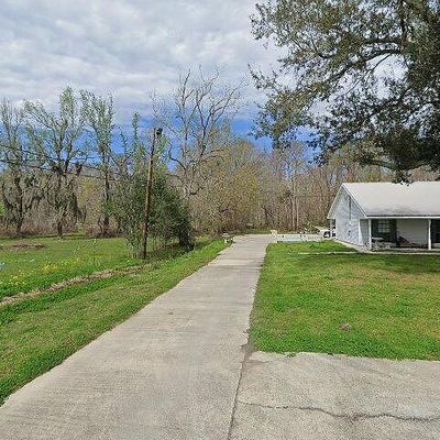 1408 Highway 304, Thibodaux, LA 70301