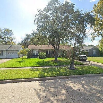 1425 5 Th Ave N, Texas City, TX 77590