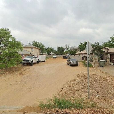 147 North Ave, Laredo, TX 78045